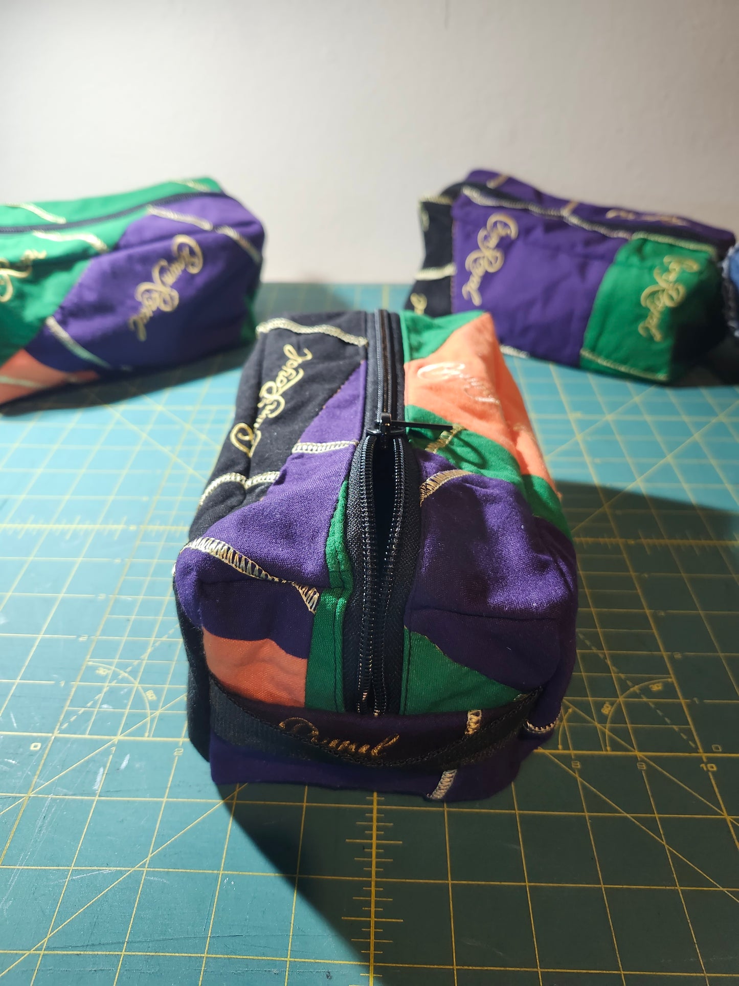 Royal toiletry bag