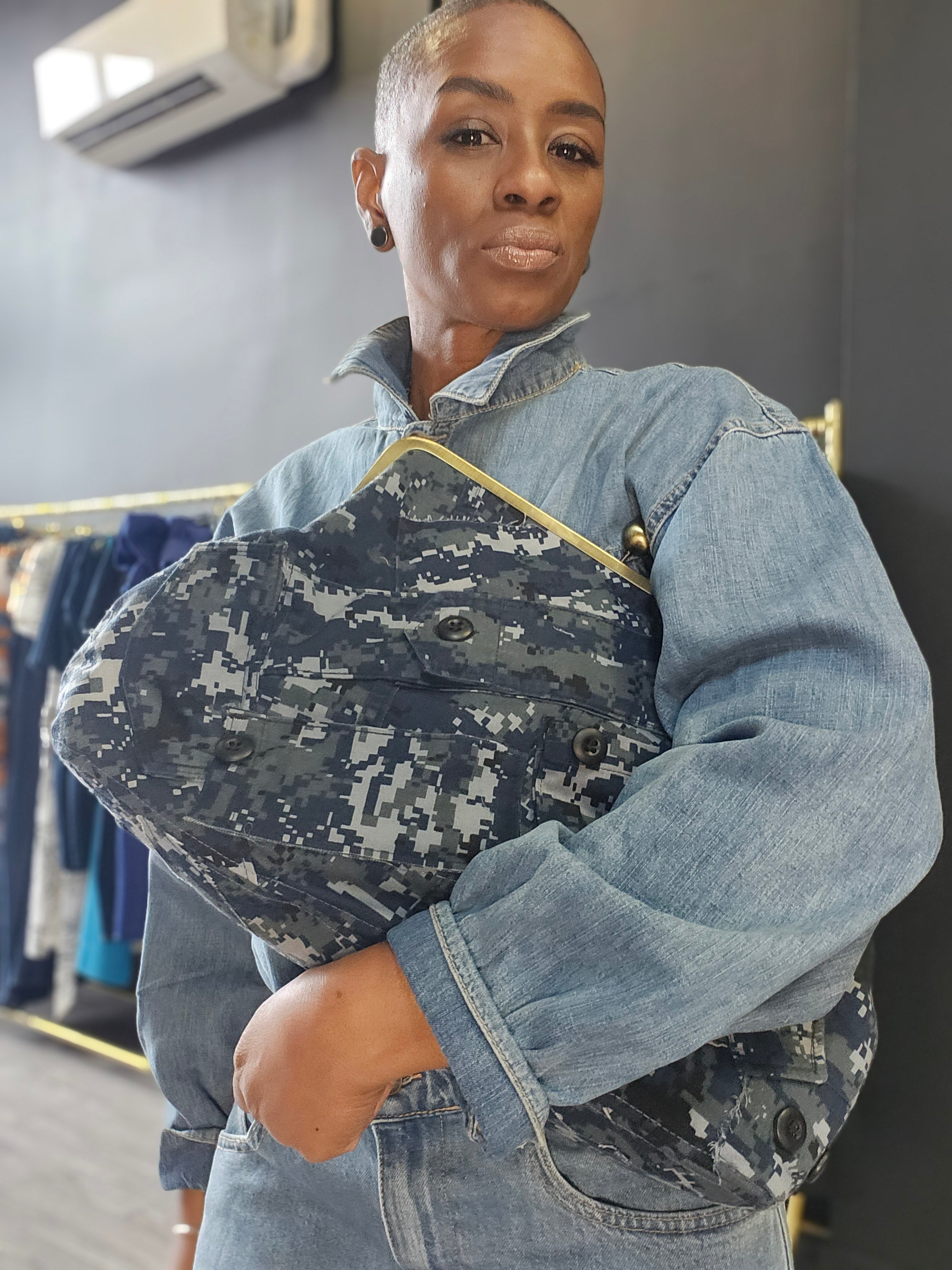 Authentic Blue Camo Kiss -Lock Clutch - XL    AVAILABLE