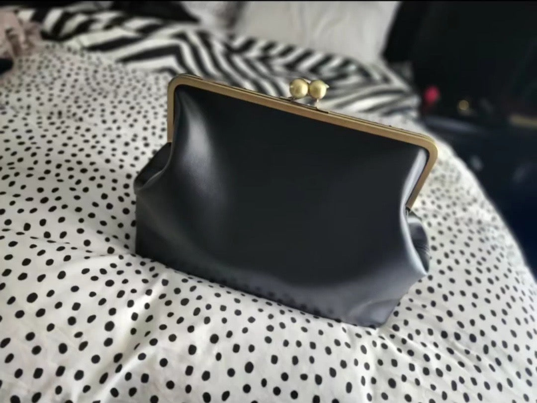 Handmade Vegan Leather Lock Kiss Clutch - XL
